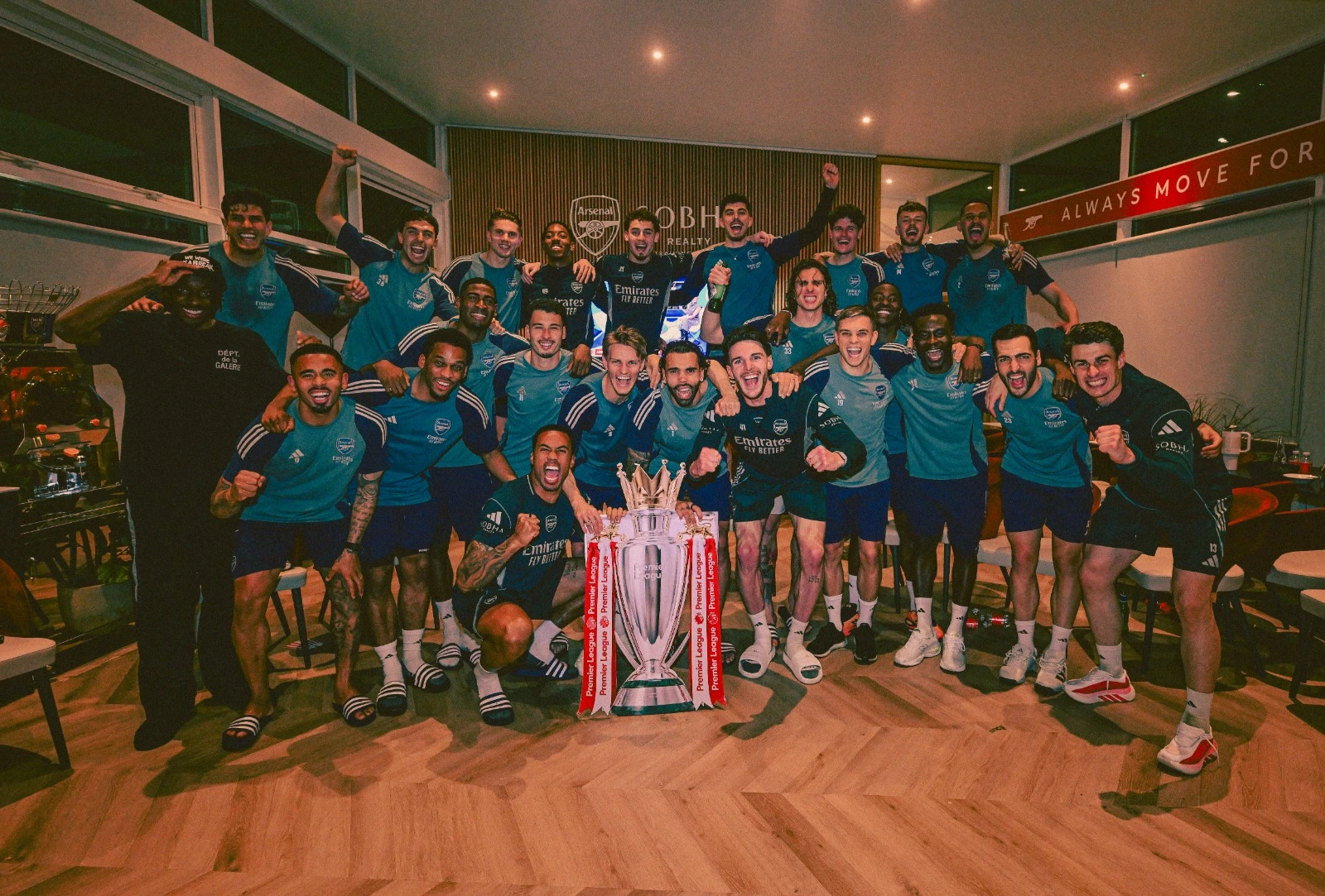 Arsenal Win 2025/26 Premier League Title: Ending 22-Year Wait with Records, Resilience and Arteta’s Vision